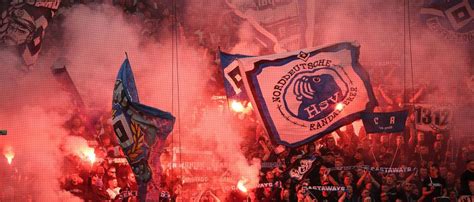 Pyrotechnik Im Derby Sechsstellige Geldstrafen F R Den Hsv Und St Pauli