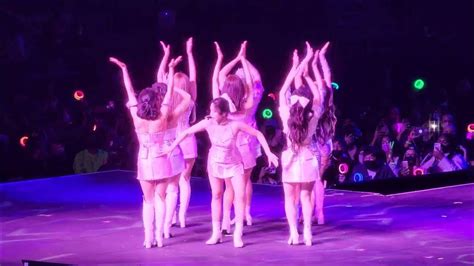 220227 Twice 트와이스 More And More Twice Iii Tour New York Reupload