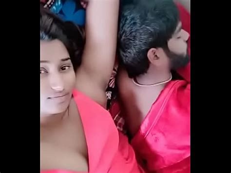 Swathi Naidu Giving Romantic Expressions And Showing Boobs XVIDEOS