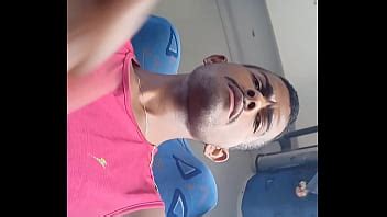 masturbación con la mano en el autobús parte XVIDEOS