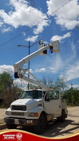 REALIZAN TRABAJOS DE ALUMBRADO PÚBLICO EN EL SEGURO DE URES Municipio