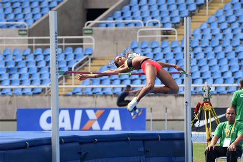 Salto Alto En Atletismo Rita Florida