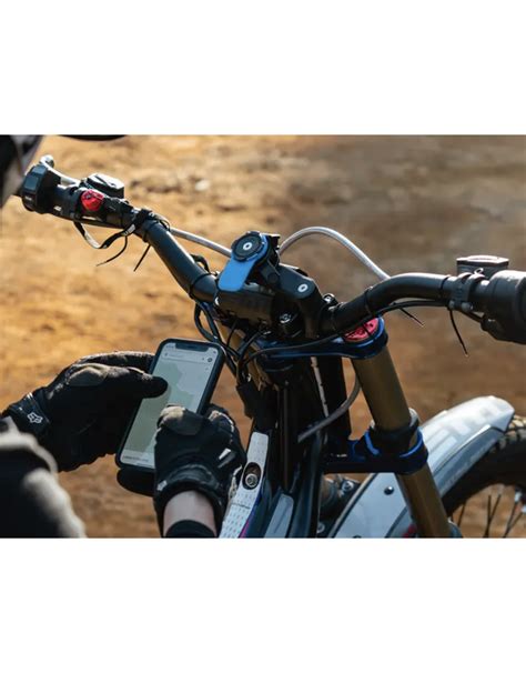 QUAD LOCK Motorcycle Handlebar Mount The Bike Garage