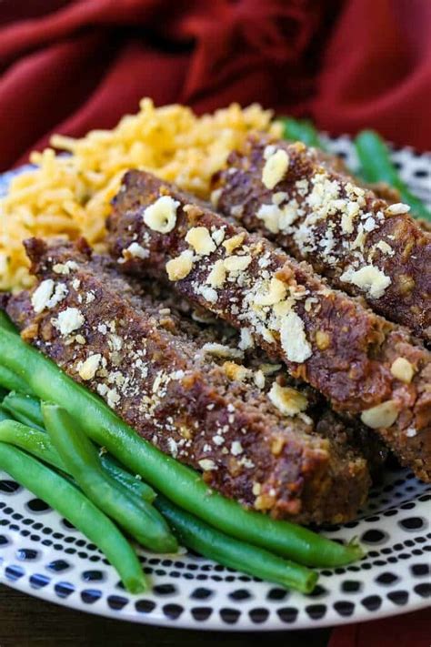 Ritz Cracker Meatloaf The Easiest Meatloaf Recipe Mantitlement