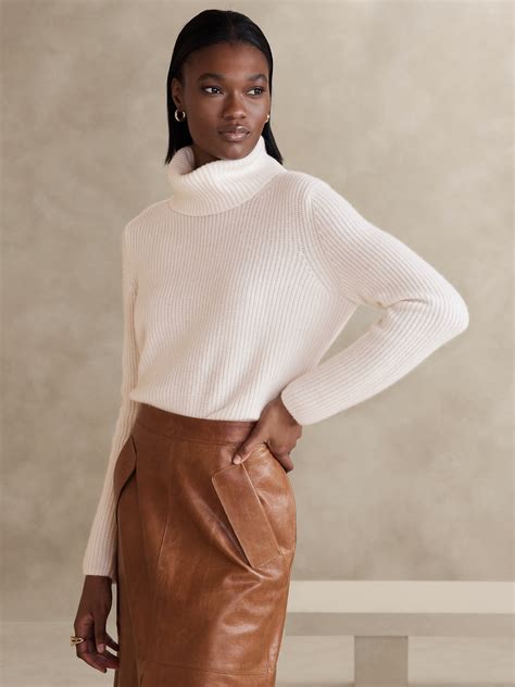 Chiara Cashmere Turtleneck Sweater Banana Republic