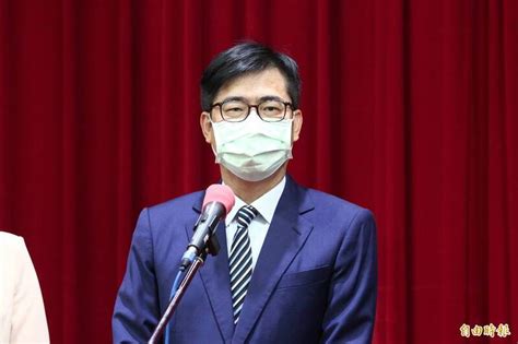 柯志恩原定下午到議會旁聽、陳其邁4字回應 柯團隊中午通知改行程 自由電子報 Line Today