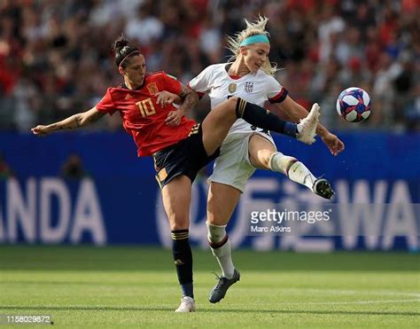 Jennifer Hermoso of Spain battles for possession with Julie Ertz of ...