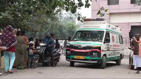 राख लोड ट्रक की ठोकर से गंभीर रुप से घायल युवक की मौत, ग्राम नकटीखार के ...