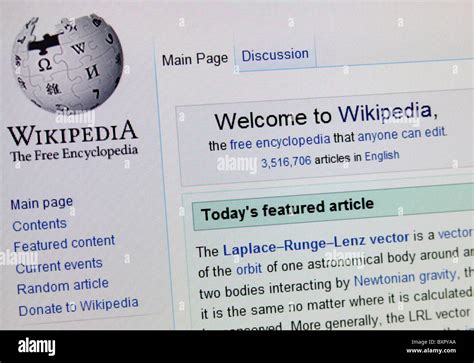 Wikipedia webpage hi-res stock photography and images - Alamy