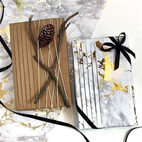 Holiday Themed Pleated Gift Wrapping Gift Wrapping Love