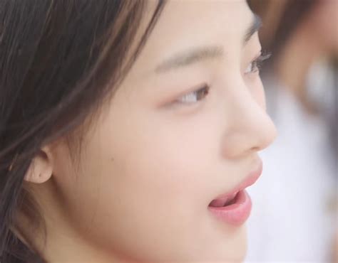 Minji Pics On Twitter Kim Minji Side Profile Vik4gnnh9a