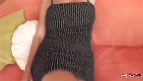 Nadat Haar Plannen Werden Geannuleerd Besluit De Blonde Milf Om Vreemd Te Gaan Met De