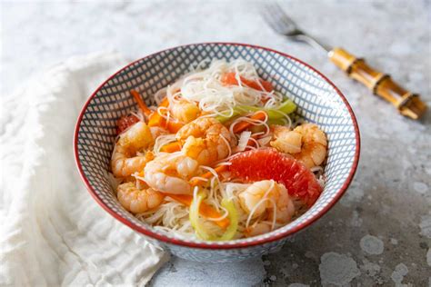 Salade Thaï Aux Crevettes Et Pamplemousse Cuisine Addict