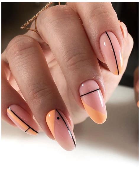 Joan On Twitter In 2021 Minimalist Nails Almond Nails Designs