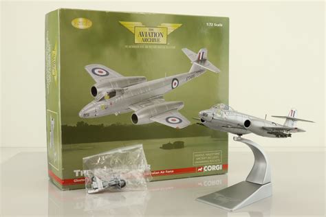 Corgi Aa35004 Gloster Meteor Fmk8 Jet Fighter No77 Sqn Raaf 165707