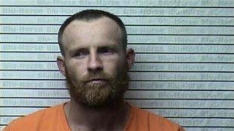 Kentucky State Police Searching For Escaped Inmate From Graves County