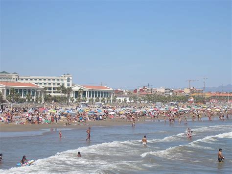 Playa De Las Arenas A Captivating Coastal Haven Wavecrea