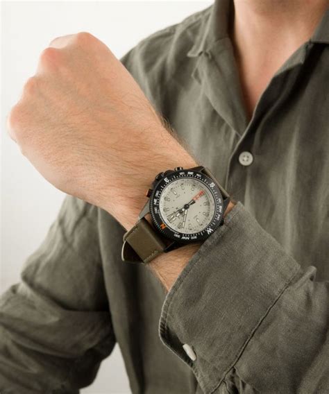 Timex Tw V Expedition North Tide Temp Compass Hodinky