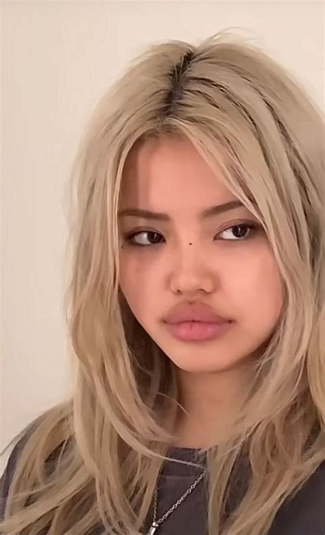 Pin by Cinnamon on Cool hair dude ౨ৎ Blonde hair for hazel eyes