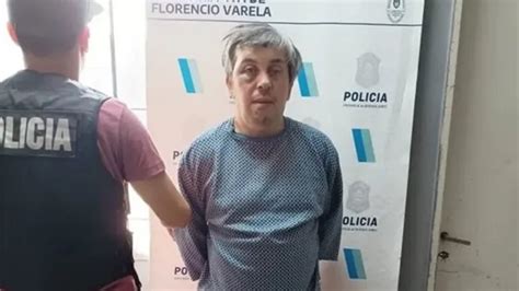 Brutal Asesinato Un Hombre Mató A Su Madre De 100 Puñaladas En Boca