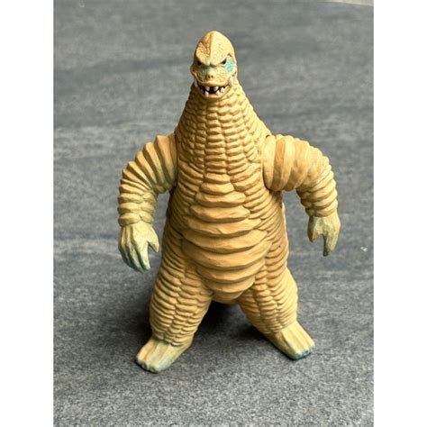 Jual Bandai Ultraman Kaiju Ultra Monster 500 Series 14 Red King