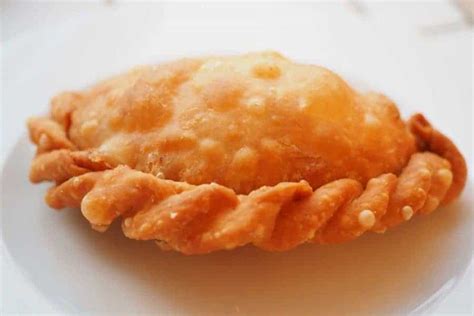 Malaysian Karipap Ayam Delicious Anytime Snack Chicken Curry Puff