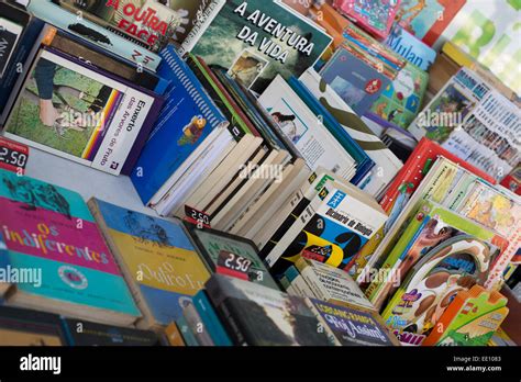 second hand books shop Stock Photo - Alamy