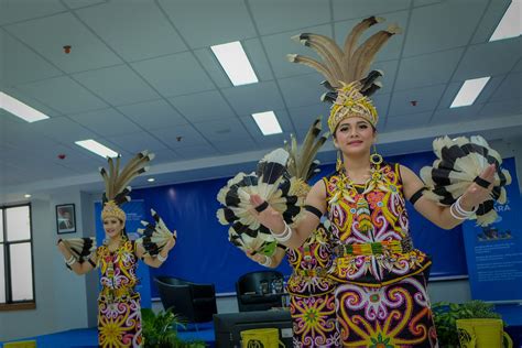 The Dancer Lukas Kurniawan Flickr