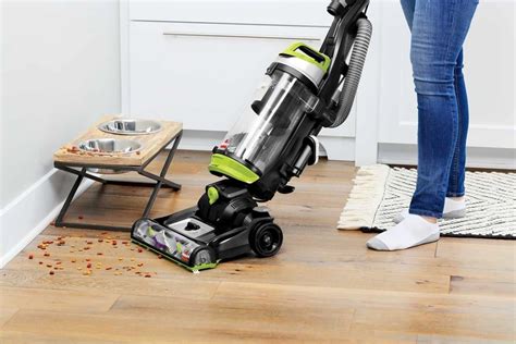 Cleanview® Swivel Pet Vacuum Cleaner 2316 Bissell®