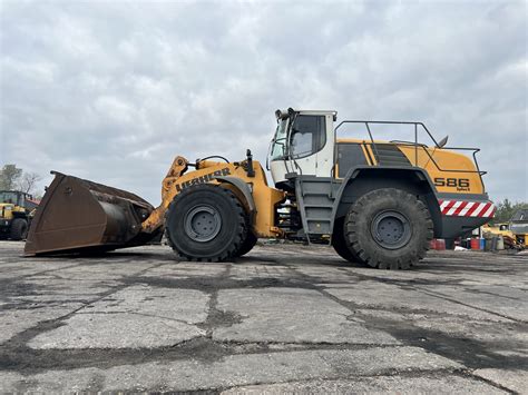 Liebherr L Przesiewacze Kruszarki Maszyny Budowlane