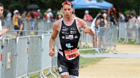 Le Poitevin Geoffrey Wersy Champion De France De Paratriathlon