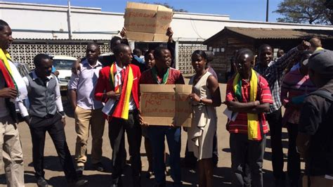 Zimbabwe Protesters Demand Release Of Pro Democracy Activist