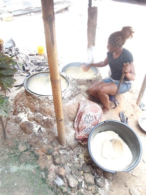 Safe Animal Feeds Production For Farmers Using Cassava Peels To