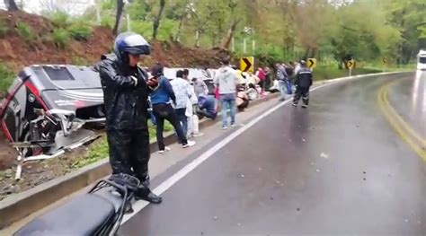 Cinco Víctimas Y 20 Heridos Dejó Accidente De Tránsito Chicanoticias Noticias Líder En