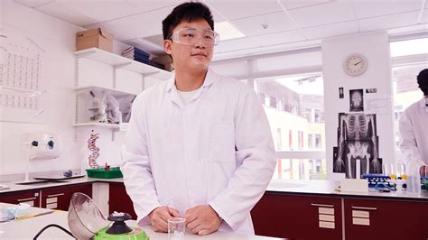 Comparing The UK And Taiwanese Education Systems: A Comparative Guide