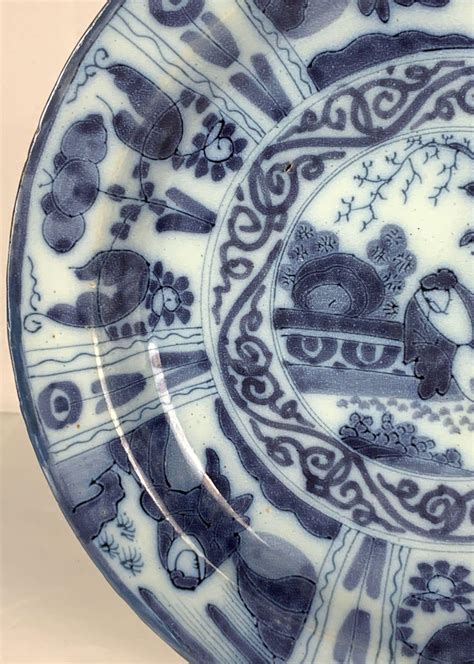 Plato De Delft Azul Y Blanco Con Escena De Chinoiserie Fabricado En El