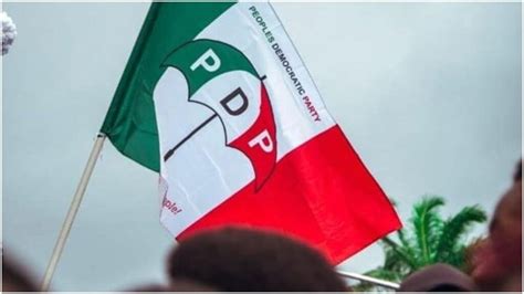 Police Barricade Rivers Pdp Secretariat Amid Leadership Tussle The