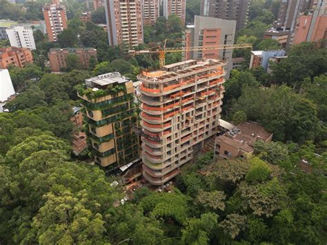 En Medellín Se Construye Un 50 Más Rápido Con Las Soluciones