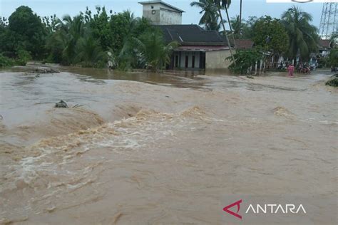 Bpbd Musi Rawas Utara Banjir Mulai Surut Di Empat Kecamatan Antara News