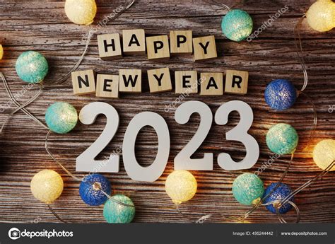 Gelukkig Nieuwjaar 2023 Versieren Met Led Katoenen Bal Houten ...