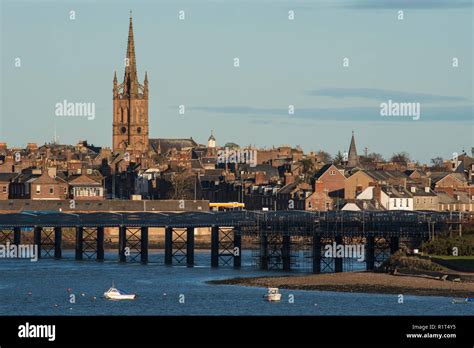 Montrose scotland hi-res stock photography and images - Alamy