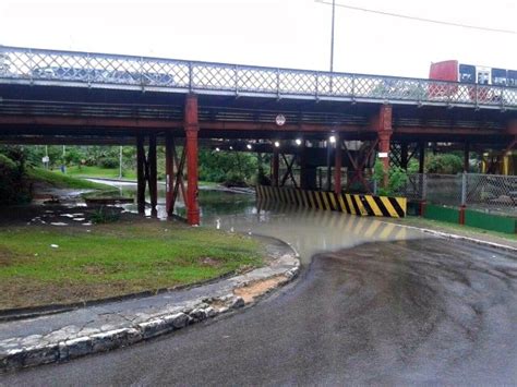 G1 Durante forte chuva Defesa Civil registra 15 ocorrências em