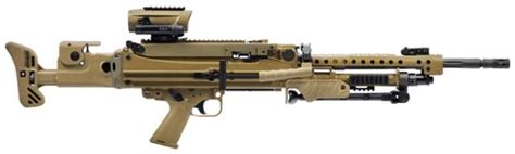 Ametralladoras MG5 y rifles semiautomático G28 para las Operaciones