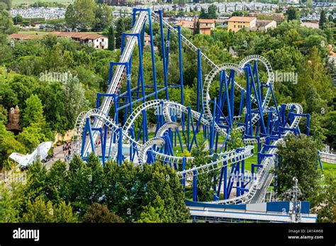 Gardaland Italy Roller Coaster Banque De Photographies Et Dimages à