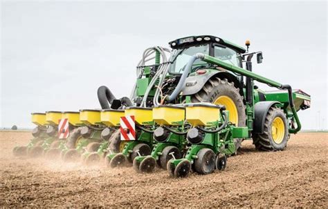 JOHN DEERE Un Semoir Monograine Pour Grande Vitesse