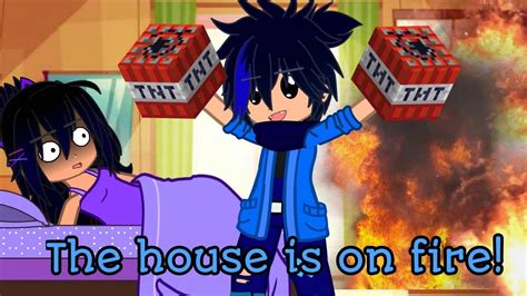 Wanna Know A Secret The House Is On Fire °aphmau💜 And Eins💙 Sleepover° Youtube