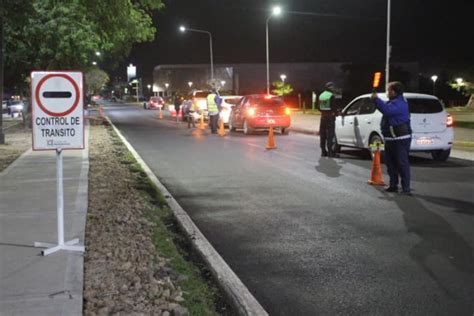 Un Conductor Se Negó A Someterse Al Test De Alcoholemia Se Encerró En