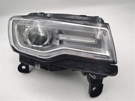 Jeep Grand Cherokee Xenon R H S Headlight Assembly