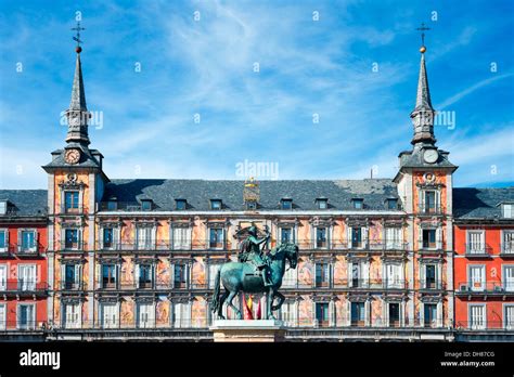 Famous Plaza Mayor In Madrid Spain Stock Photo Alamy