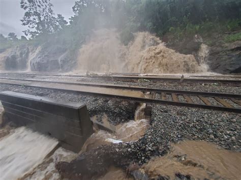 Metro North Suspends Commuter Lines After Flash Floods Pummel Tracks